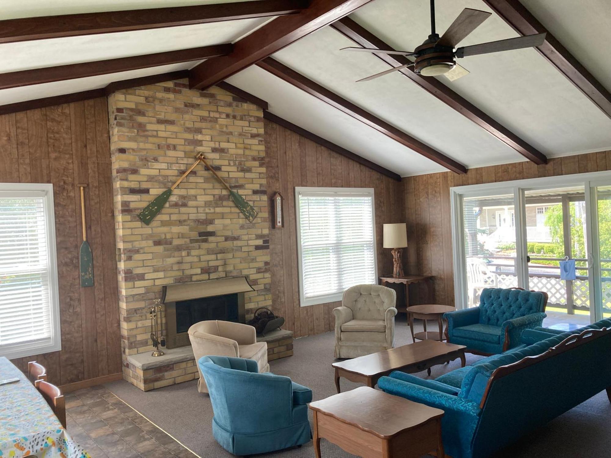 Rustic Retreat * Lambton Shores